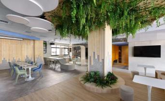 沐浴在綠意的自然系辦公室！跳脫制式設(shè)定，打造咖啡店般的人性化空間