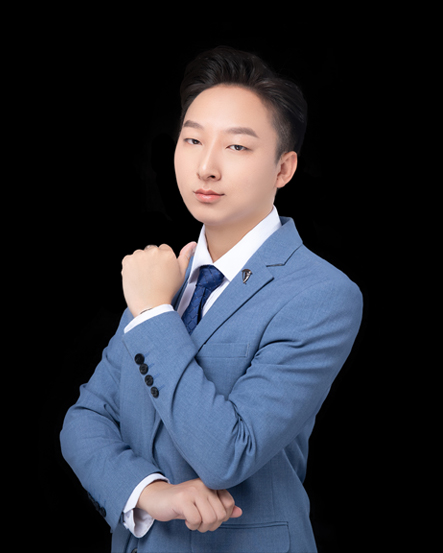 設(shè)計經(jīng)理 歐陽亞星